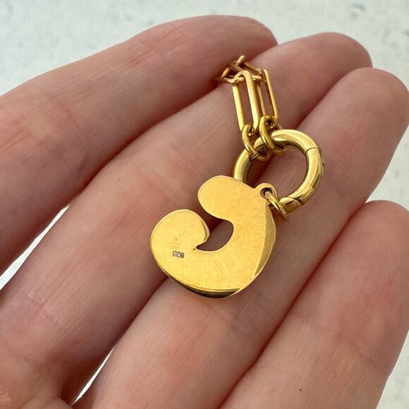 Oak & Luna - "G" Bubble Up Initial Necklace in Gold Vermeil - Picture 3 of 4